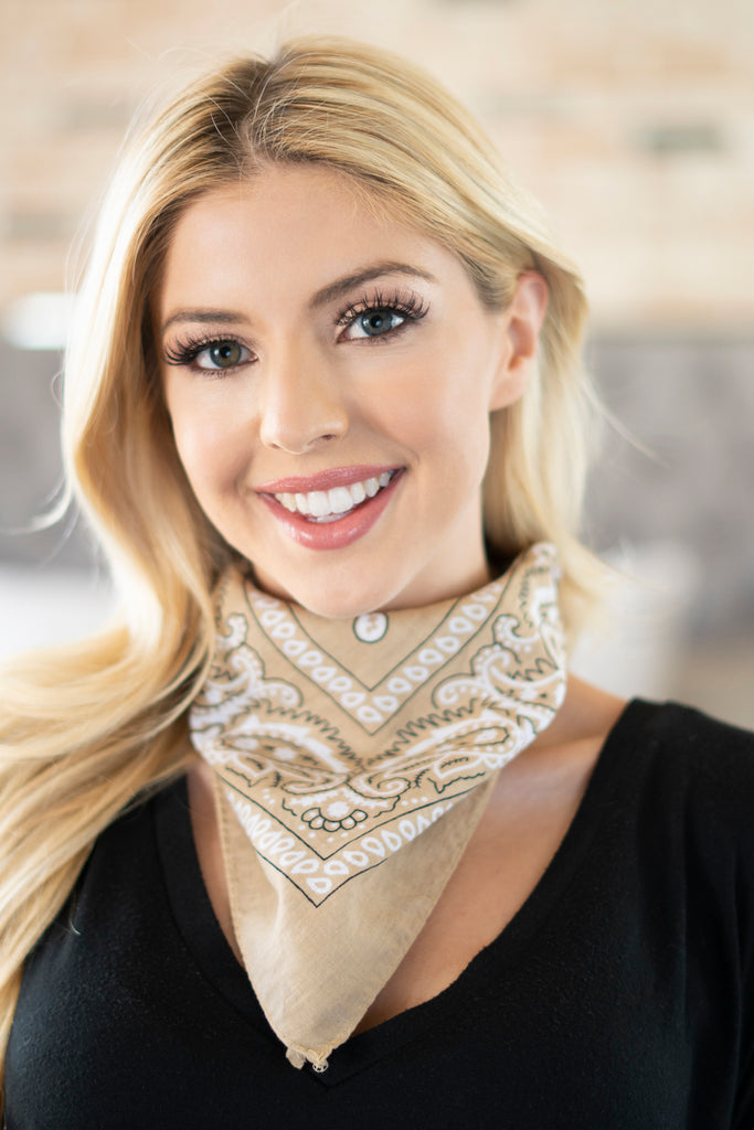 PAISLEY PRINT BANDANA