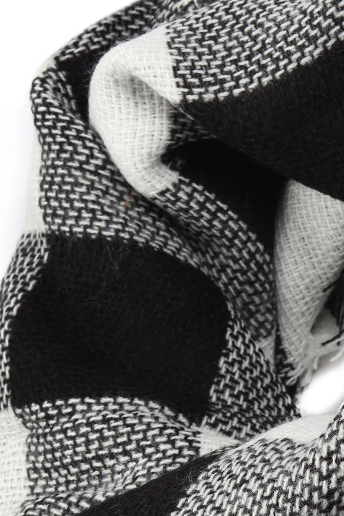 FRINGE BLANKET BUFFALO PLAID SCARF