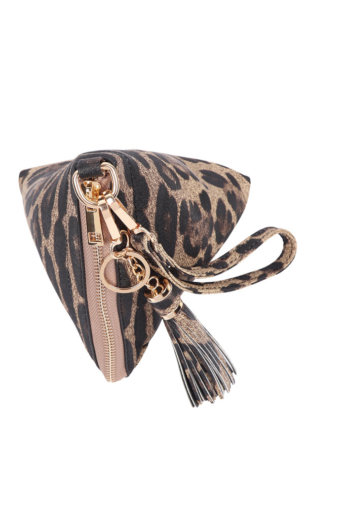 PYRAMID SHAPED LEATHER WRISTLET BAG