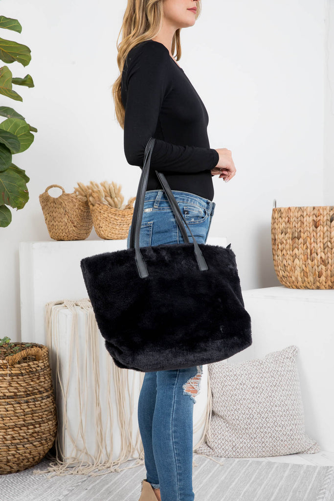 FAUX FUR TOTE BAG