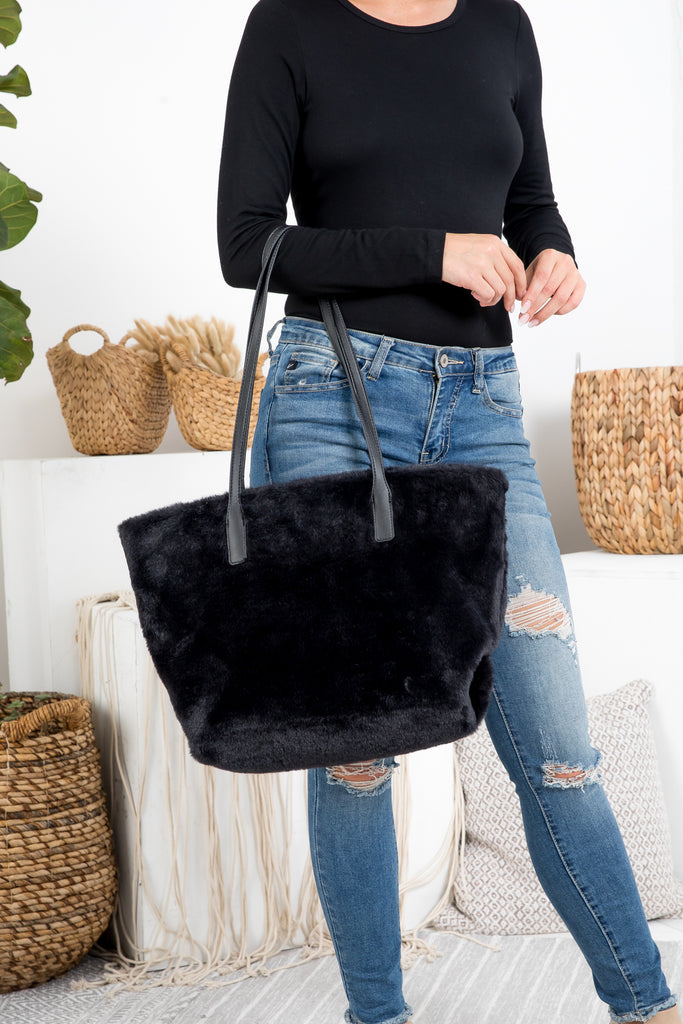 FAUX FUR TOTE BAG