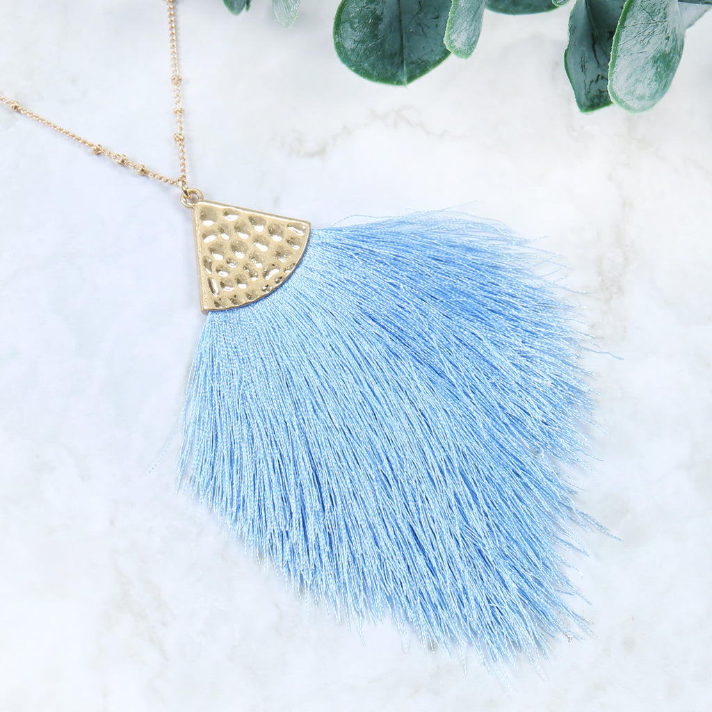 TASSEL PENDANT NECKLACE