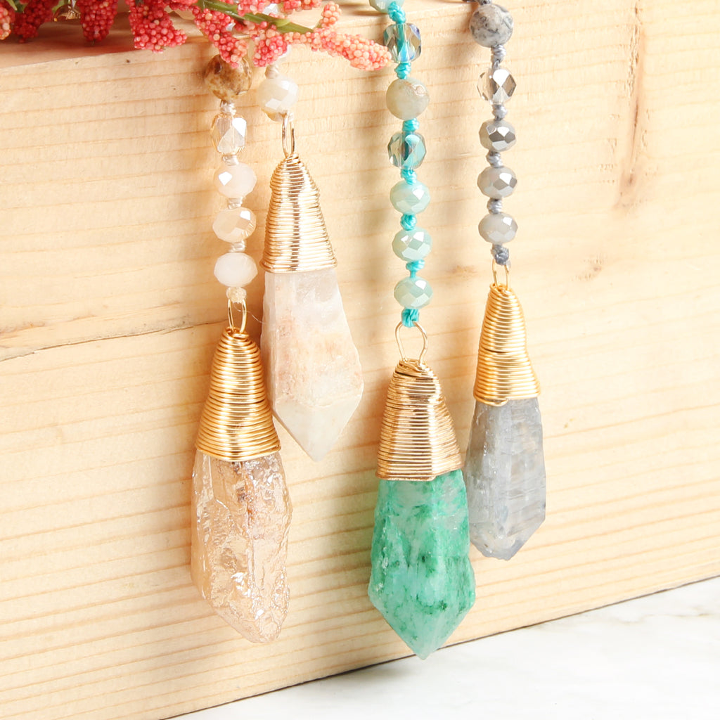 NATURAL STONE PENDANT NECKLACE