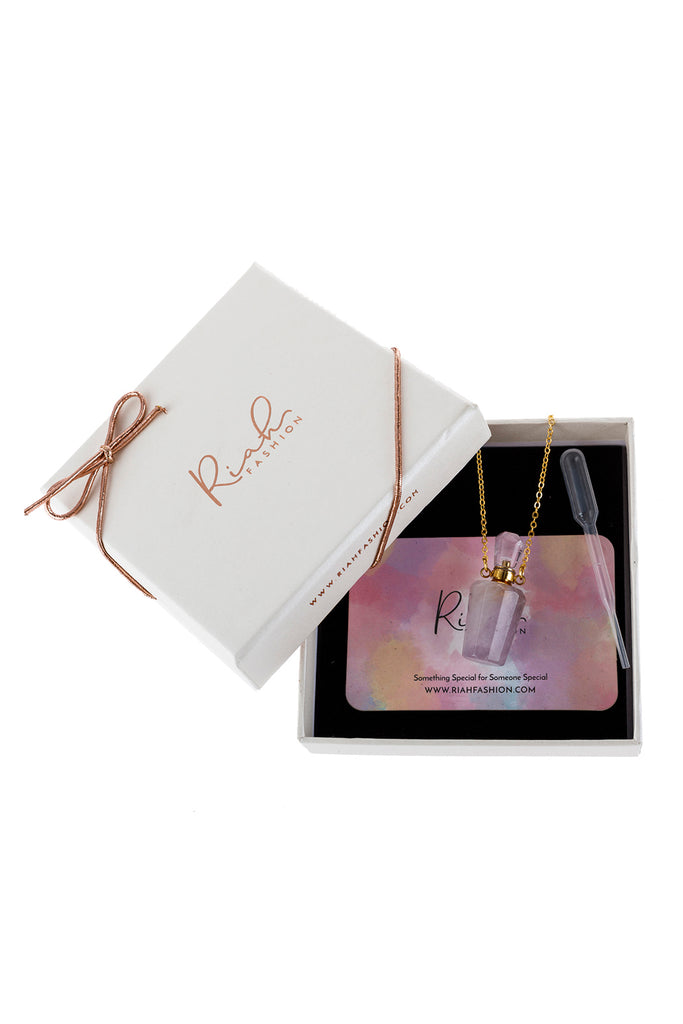 NATURAL STONE HEXAGON CRYSTAL PENDANT  NECKLACE