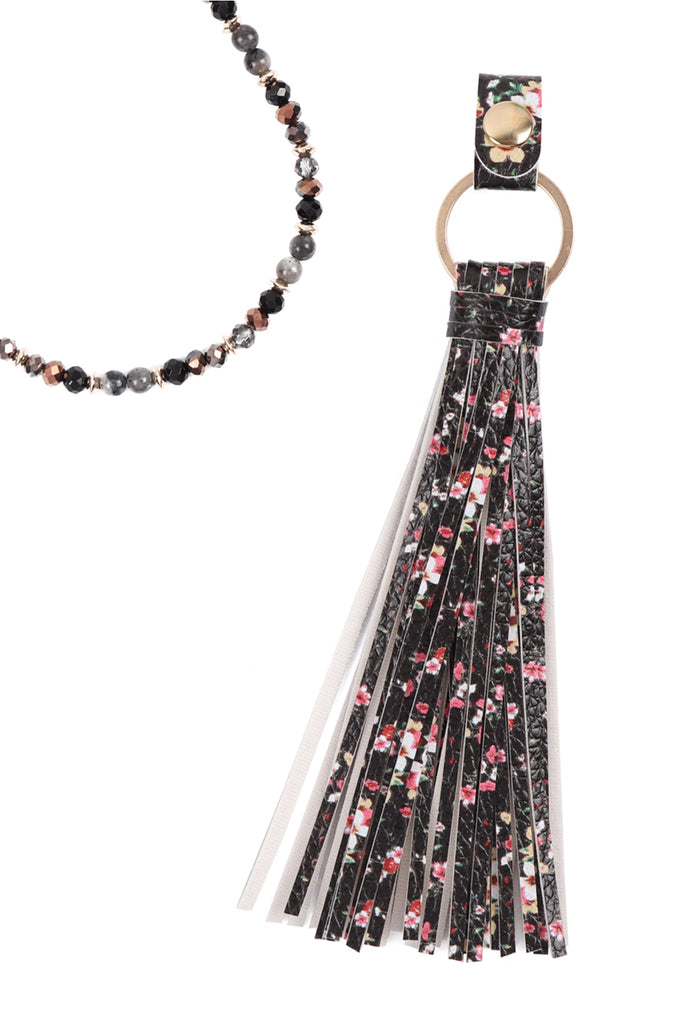 HDN3337 - FLORAL LEATHER TASSEL PRINT PENDANT NECKLACE