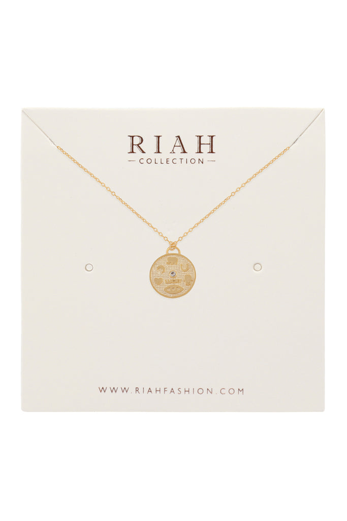 HDNFN353 - CAST ROUND PENDANT NECKLACE