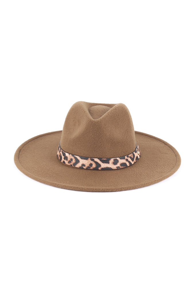 FELT FASHION BRIM HAT W/ LEOPARD ACCENT