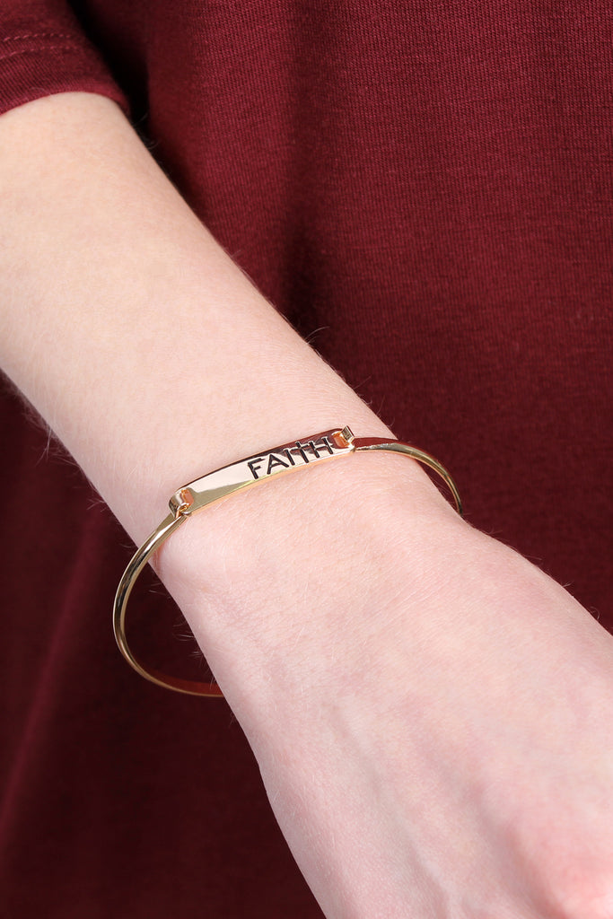 "FAITH" HINGE PLATE BRACELET - Riah Fashion
