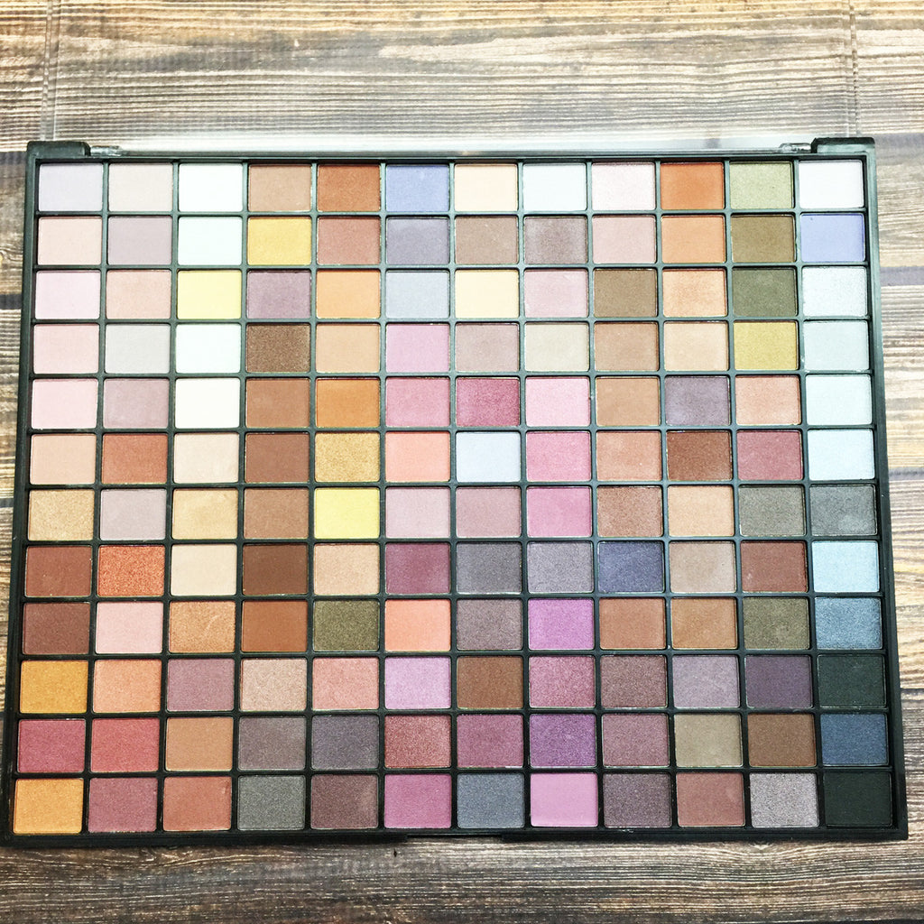 PRO-ARTISTRY EYESHADOW PALLETE 144