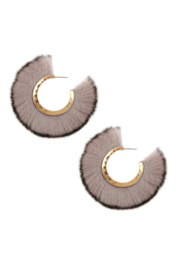 ME7502 - FAUX FUR POST HOOP EARRINGS