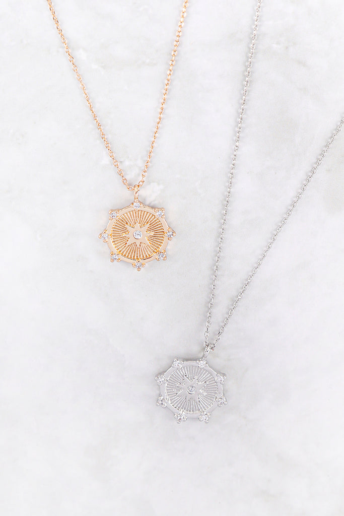 SUN CUTTING COIN PENDANT NECKLACE