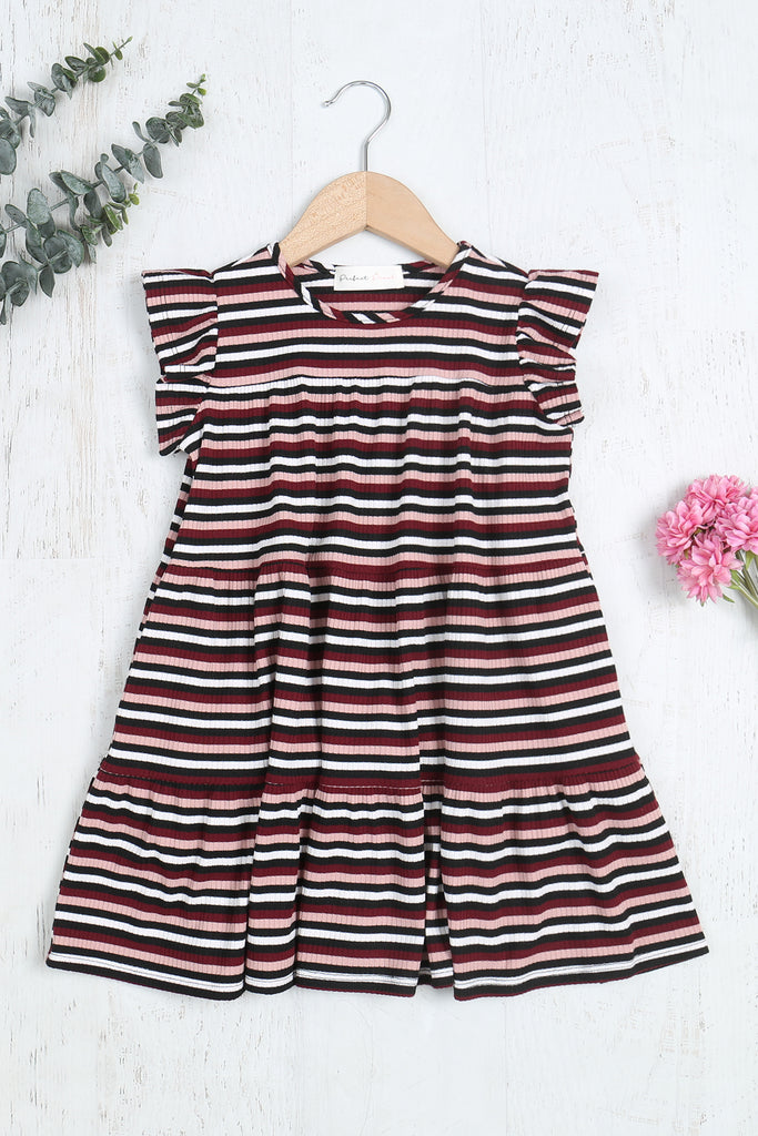 Girls Print Ruffled Sleeve Dress