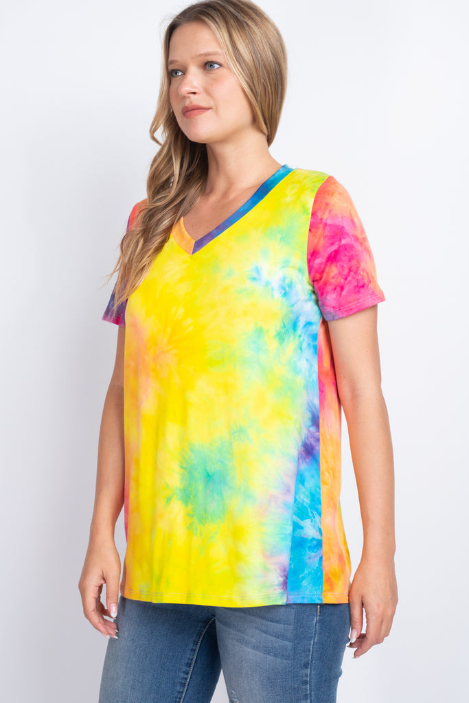 Short Sleeve Tie Dye V-Neck Top