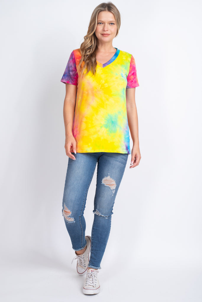 Short Sleeve Tie Dye V-Neck Top