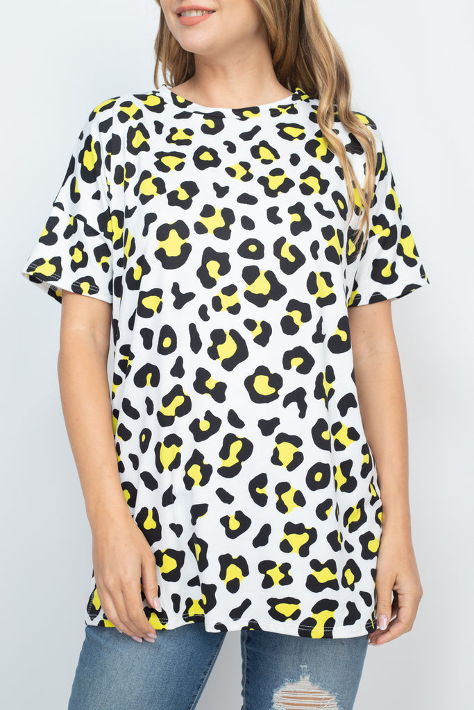 Round Neck Long Hem Leopard Top with Side Slit
