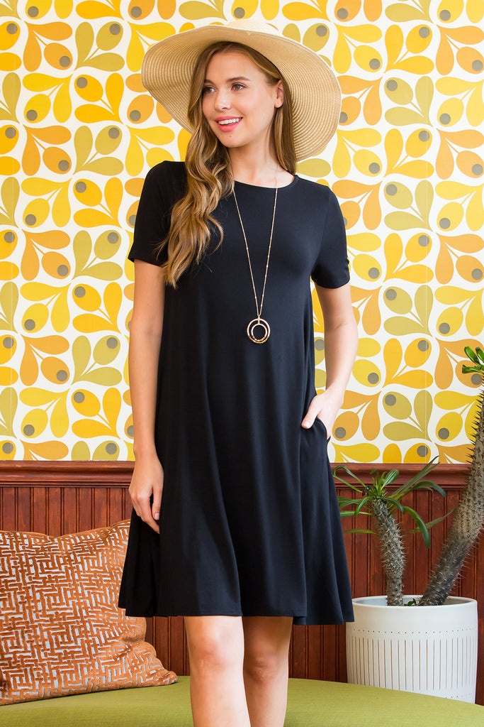Short Sleeve Flared Pocket Dress