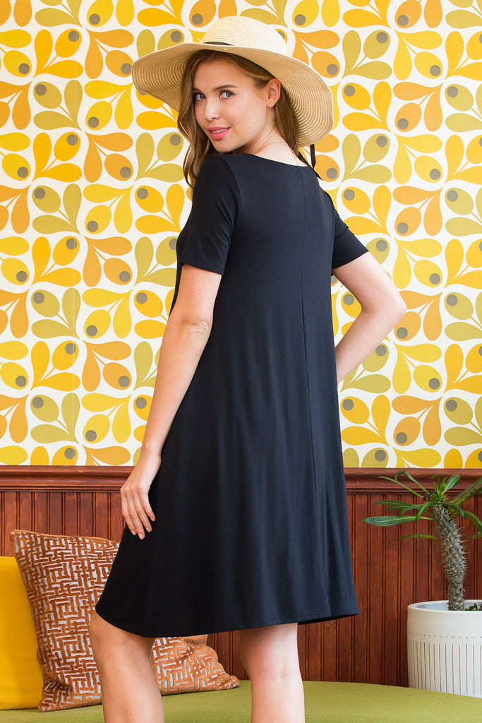 Short Sleeve Flared Pocket Dress