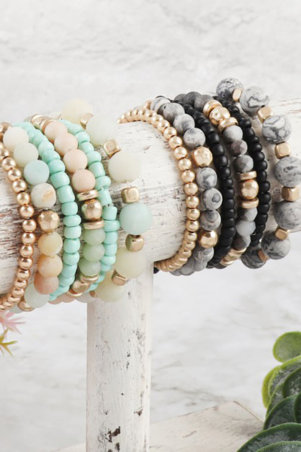 HDB2928 - NATURAL STONE MIXED BEADS CHARM BRACELET