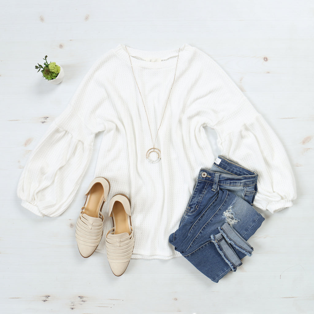 Solid Waffle Puff Sleeved Sweater