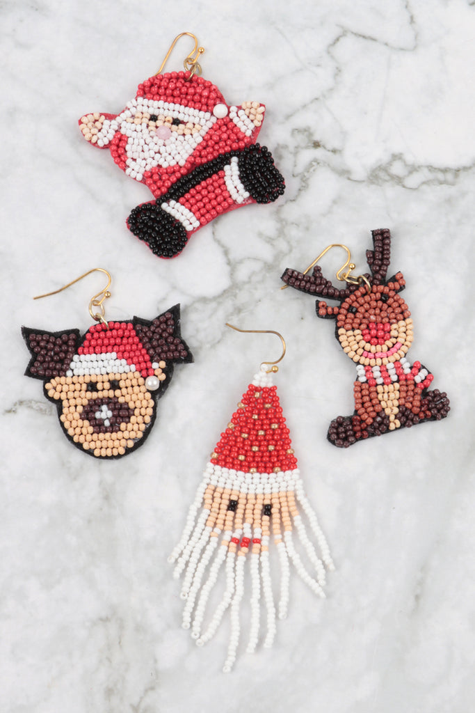 SITTING REINDEER SEED BEADS HOOK EARRINGS