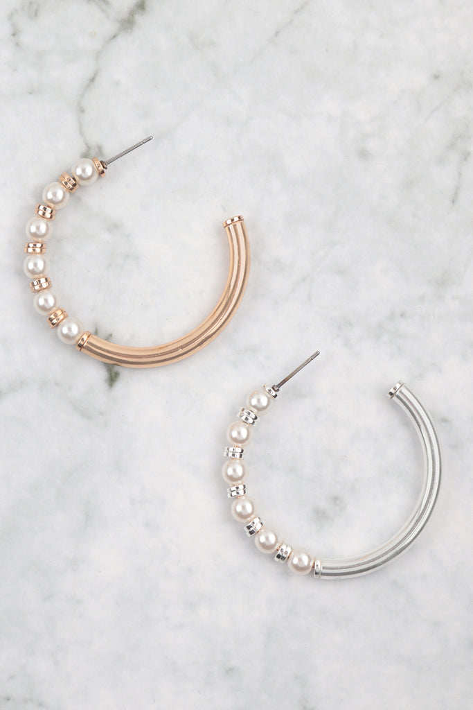 1.2" ROUND ACRYLIC PEARL HOOP EARRNGS