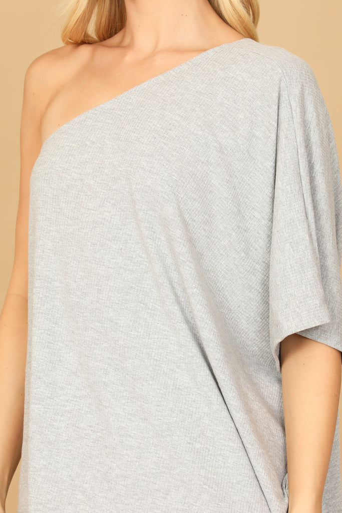 ONE SHOULDER HALF SLEEVE SOLID TOP – Riah Fashion ONE SHOULDER HALF SLEEVE SOLID TOP – Riah Fashion
