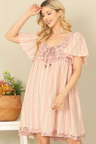 V-NECK SHORT SLEEVE PLEATED DETAIL SOLID MAXI DRESS