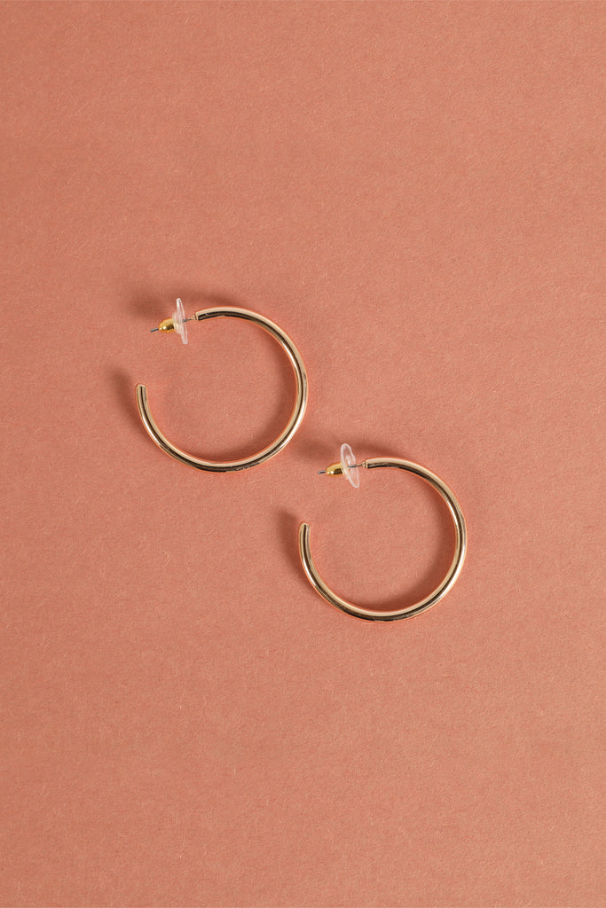 1.5 INCHES POST HOOP EARRINGS