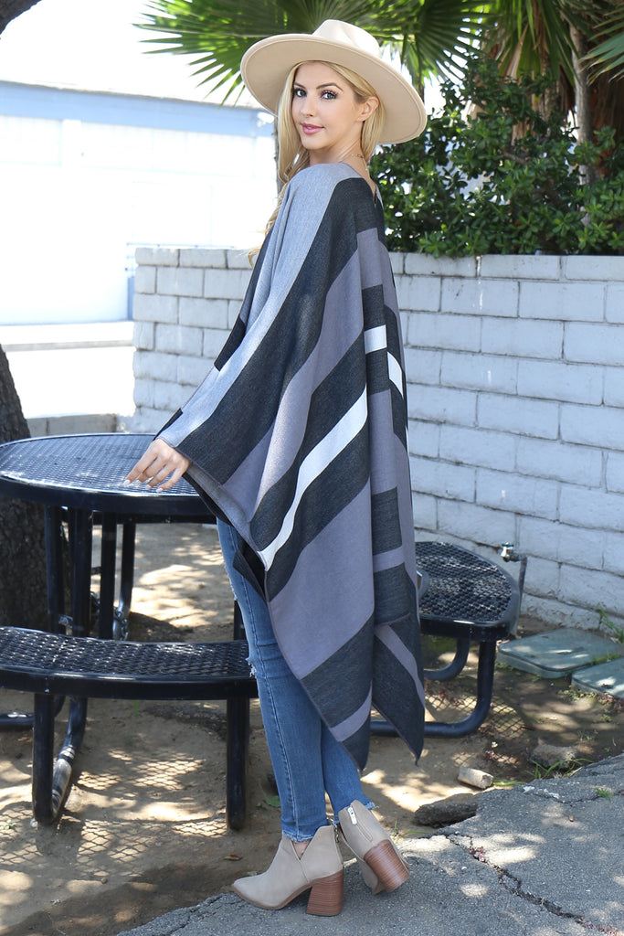 MULTI COLOR STRIPE PRINT OPEN FRONT KIMONO