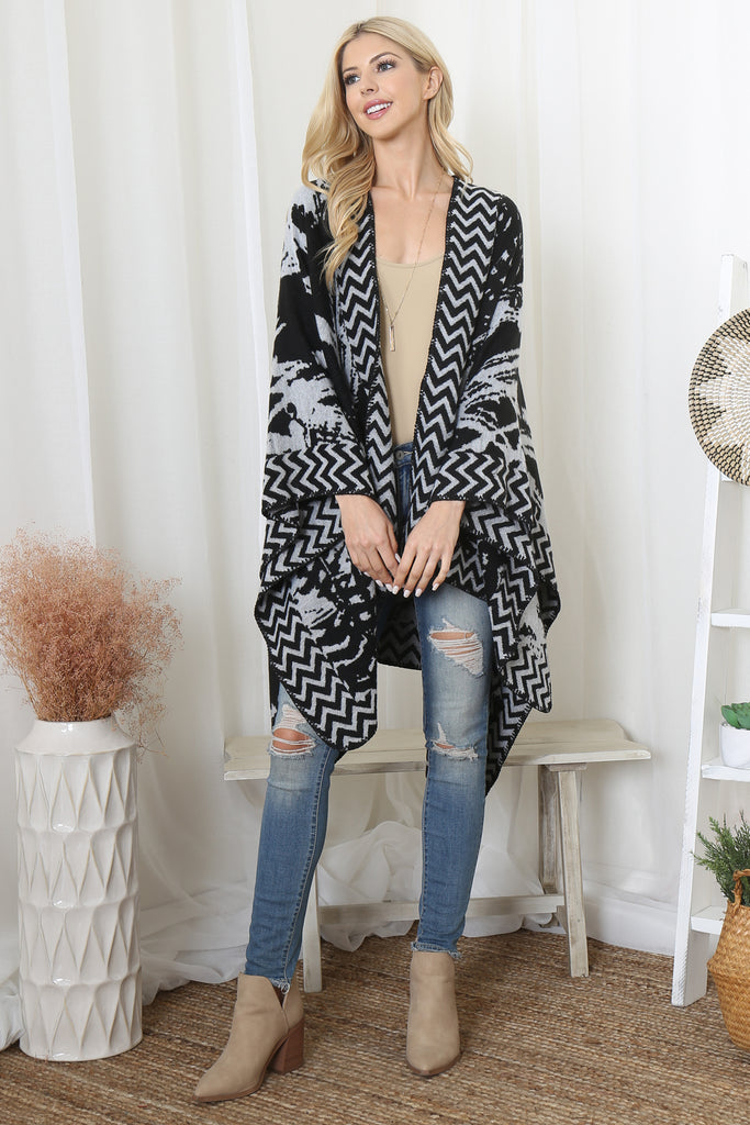 ZIG ZAG BORDER ABSTRACT WARMER OPEN FRONT KIMONO