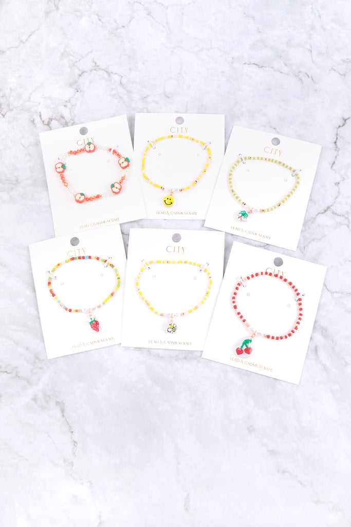 SEED BEADS W/ PEARL STRAWBERRY CHARM BRACELET