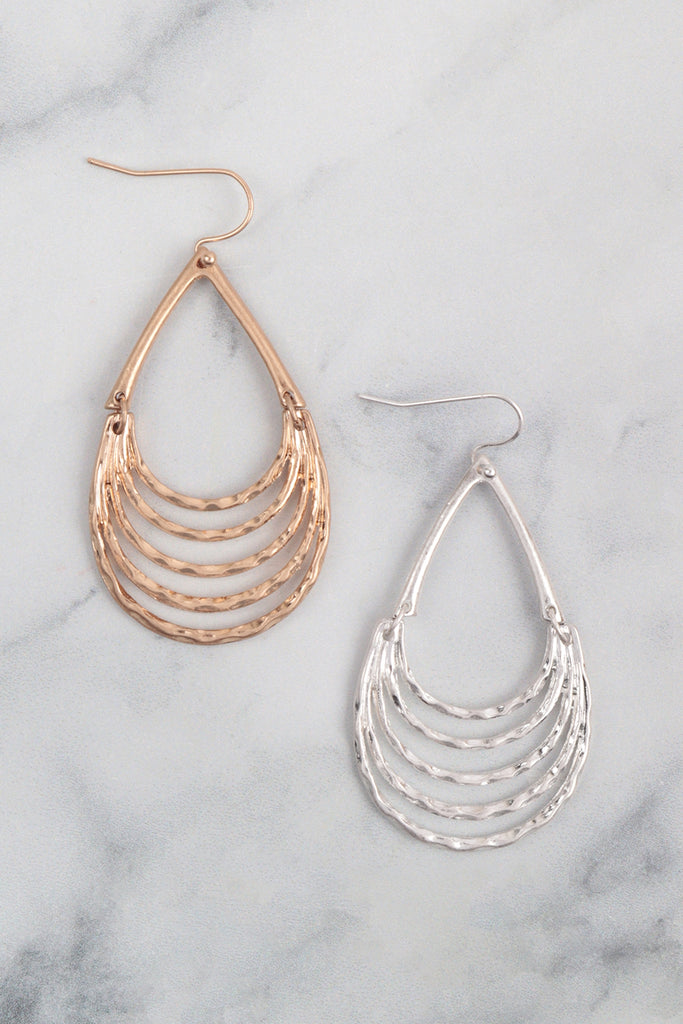 TEARDROP HALF LAYERED CASTING DROP EARRINGS