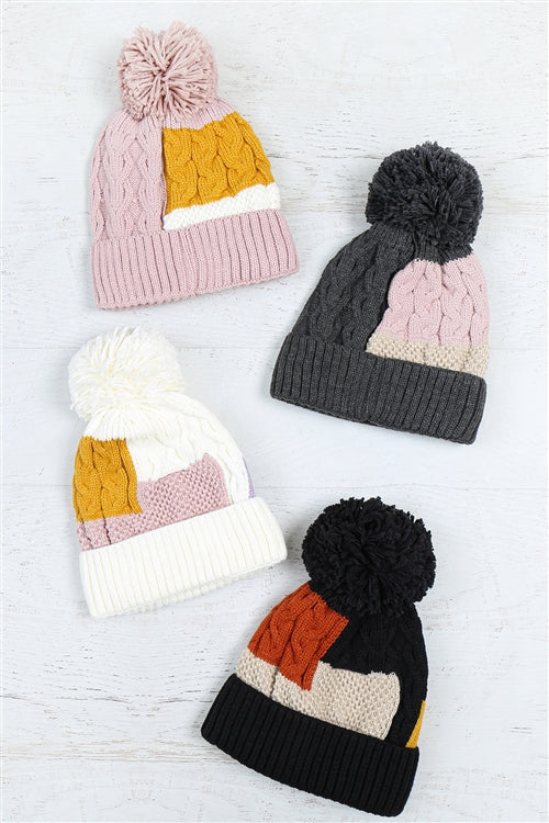 PATCH FLEECE POMPOM BEANIE ACRYLIC