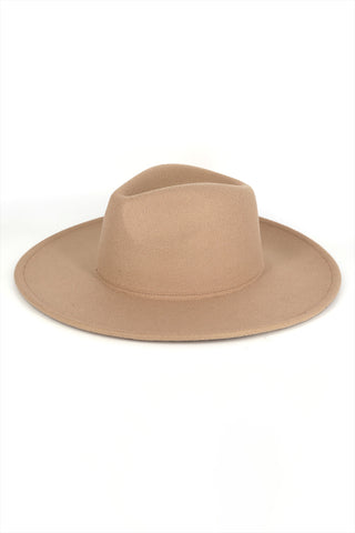 FELT FASHION BRIM HAT W/ LEATHER STRAP & DIAMOND SHAPE STUDS