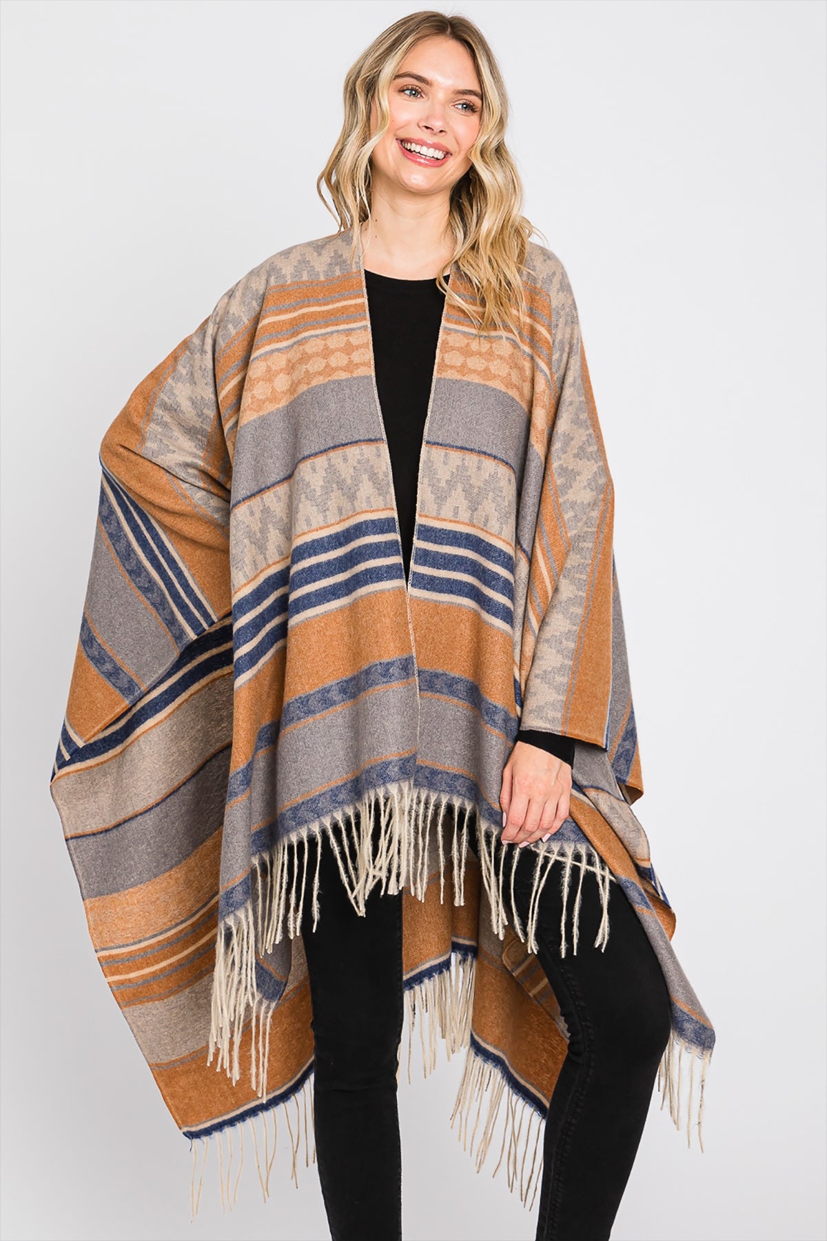 Aztec Ruana AZTEC PATTERN FRINGE RUANA – Riah Fashion