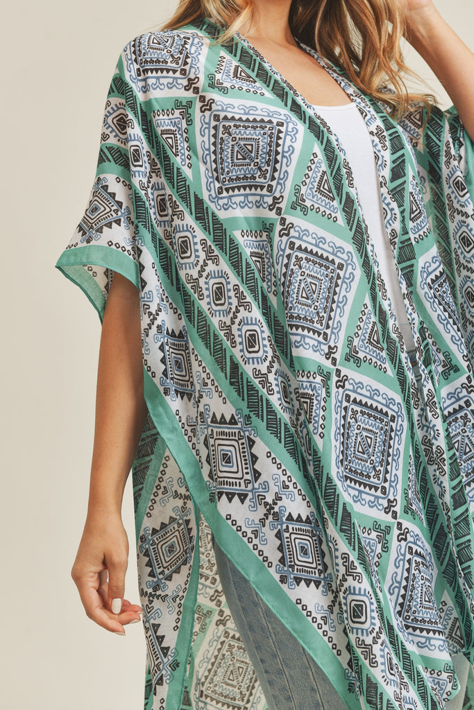 TRIBAL PATTERN KIMONO