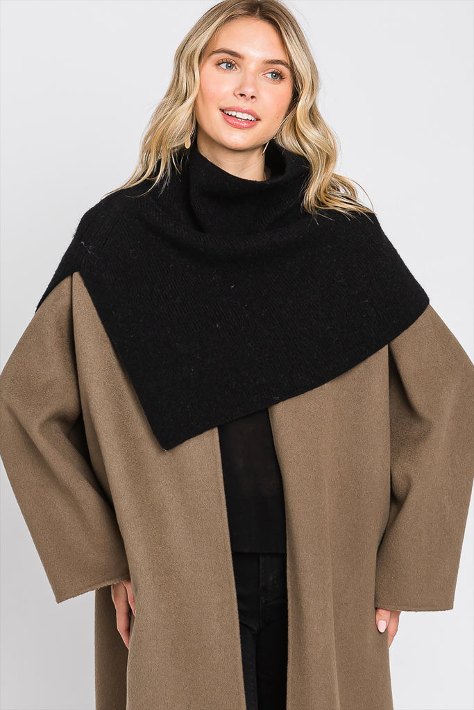 KNIT ELEGANT TURTLENECK SLIT SHAWL