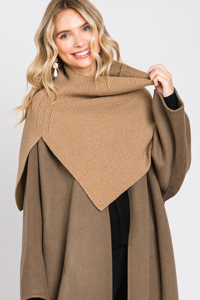 KNIT ELEGANT TURTLENECK SLIT SHAWL