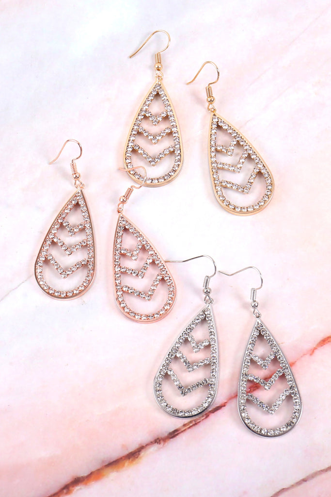 CHEVRON TEARDROP FISH HOOK EARRINGS
