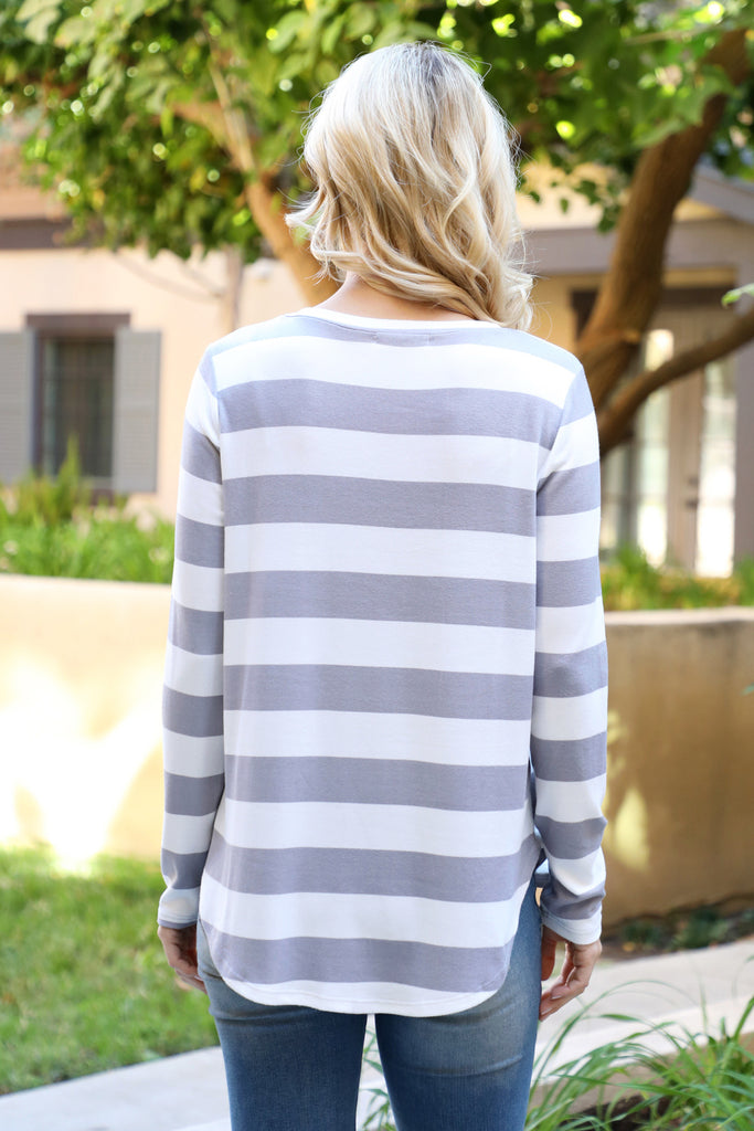 LONG SLEEVE DOLPHIN HEM BOLD STRIPES TOP