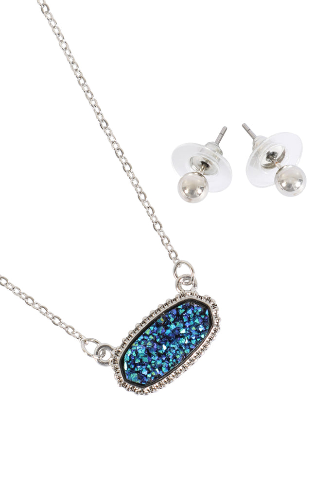 Druzy Stone Oval Stone Pendant  Necklace