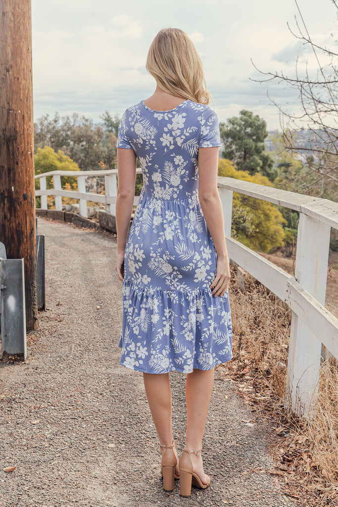 SHORT SLEEVE FLORAL KNEE LENGTH TIERED DRESS Riah Fashion SHORT SLEEVE FLORAL KNEE LENGTH TIERED DRESS Riah Fashion