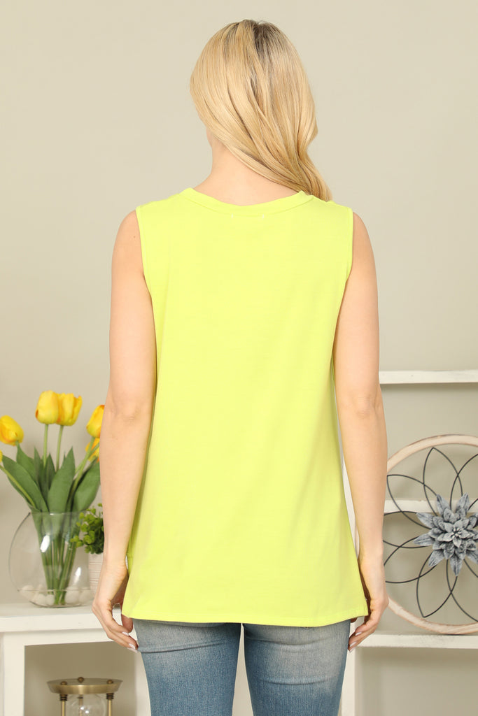 Solid Sleeveless Front Twist Top