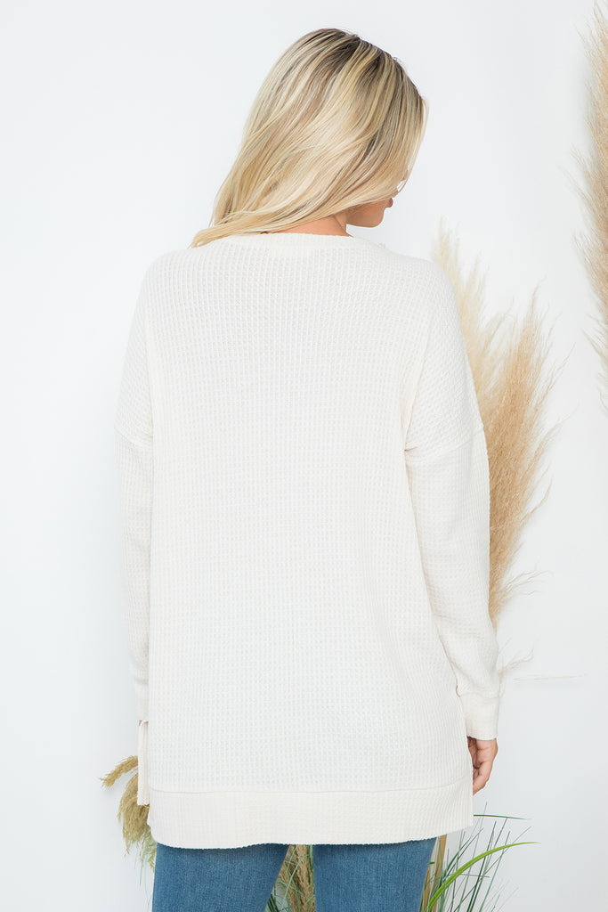 PLUS SIZE BRUSHED WAFFLE ROUND NECK SIDE SLIT SWEATER