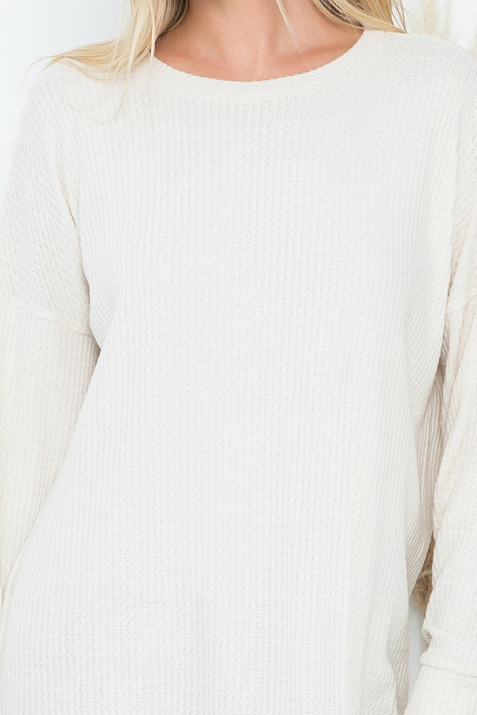 BRUSHED WAFFLE ROUND NECK SIDE SLIT SWEATER