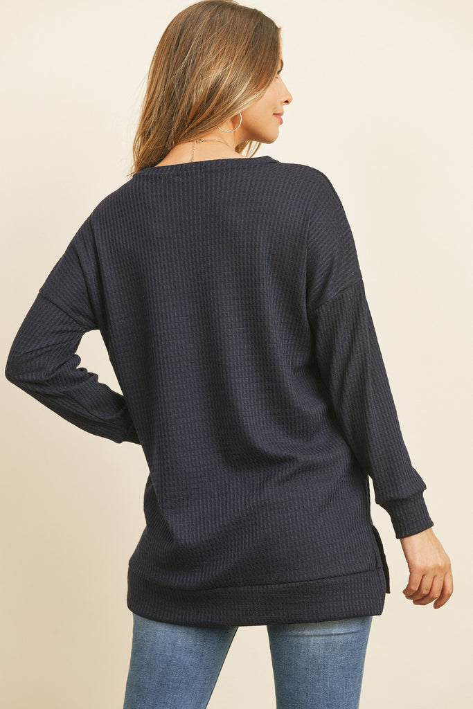 PLUS SIZE BRUSHED WAFFLE ROUND NECK SIDE SLIT SWEATER