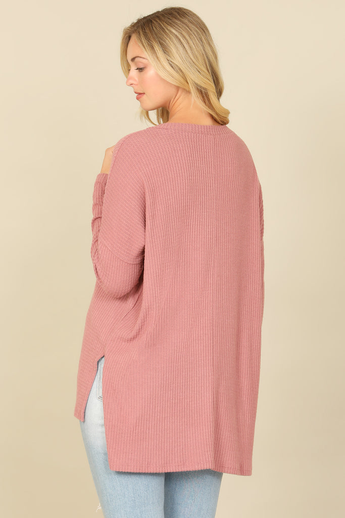 BRUSHED WAFFLE V-NECK LONG SLEEVE SIDE SLIT TOP
