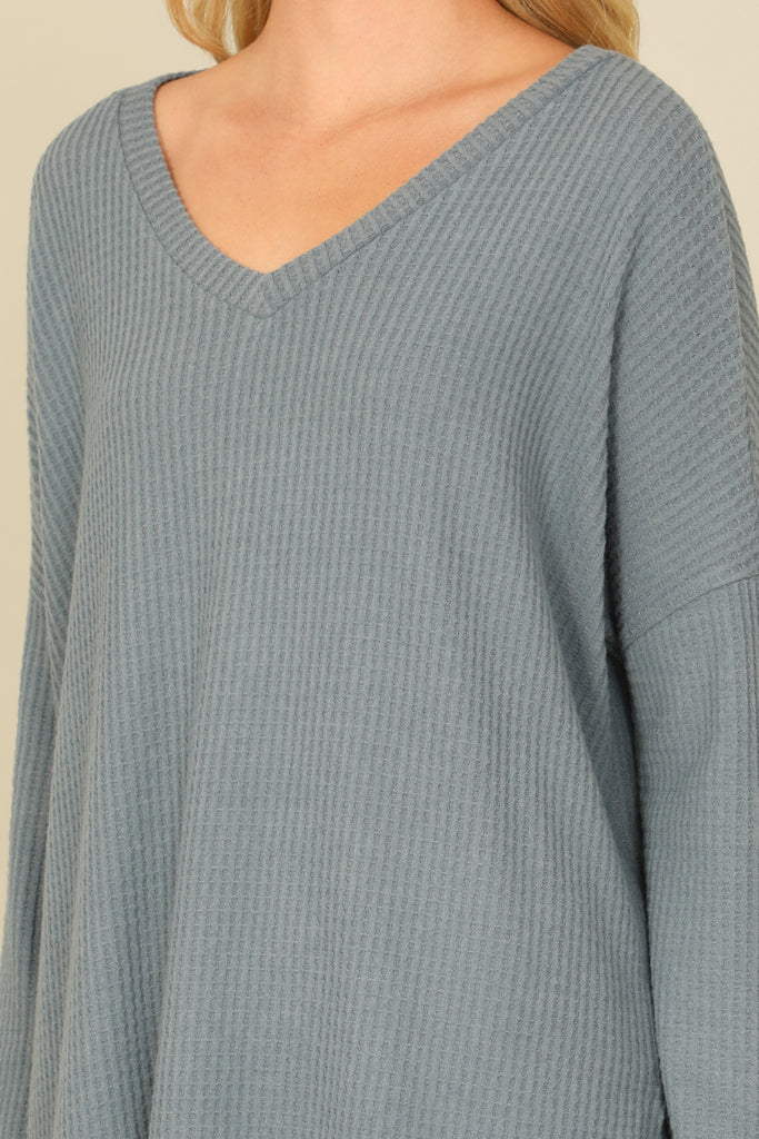 BRUSHED WAFFLE V-NECK LONG SLEEVE SIDE SLIT TOP