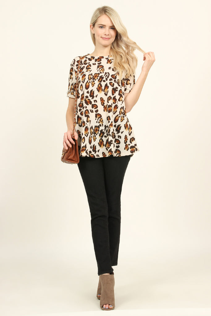 Short Sleeve Leopard Knit Sweater