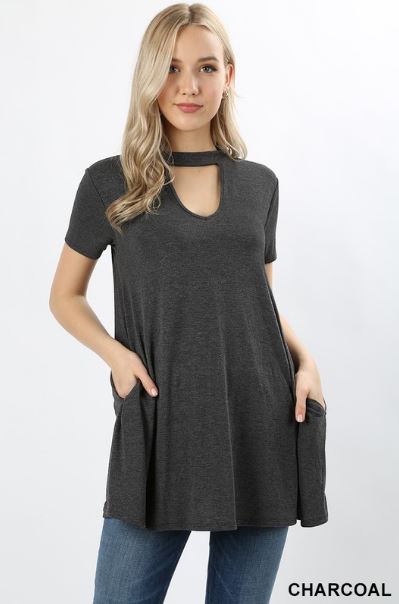 Short Sleeve Pocket Chocker Neck Top